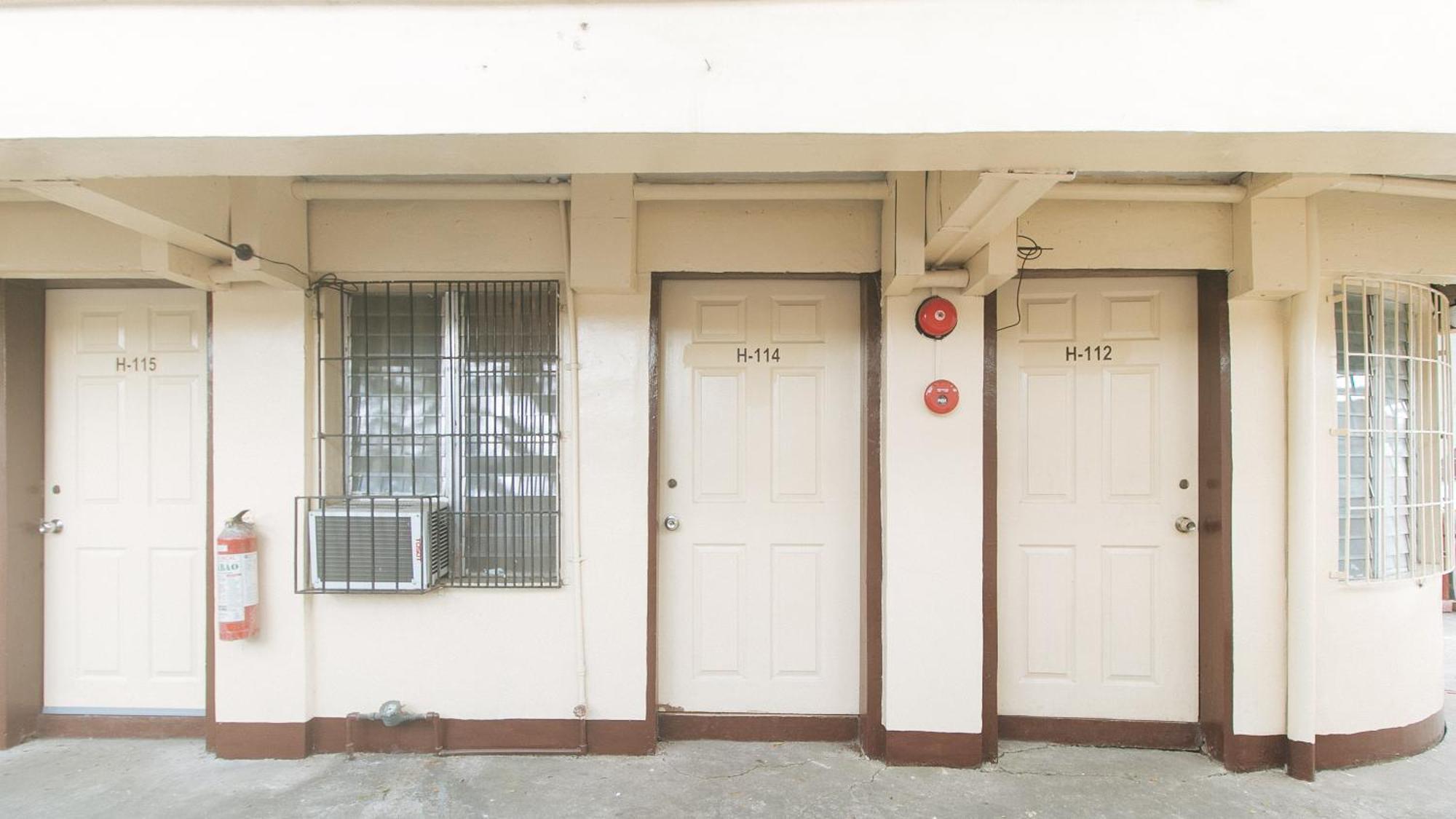 Reddoorz At City Stay Inns Marilao Lias Екстериор снимка