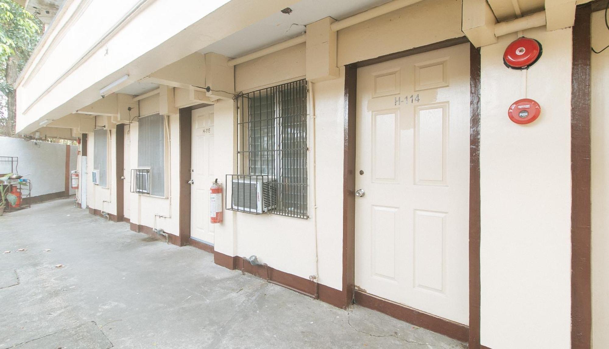 Reddoorz At City Stay Inns Marilao Lias Екстериор снимка