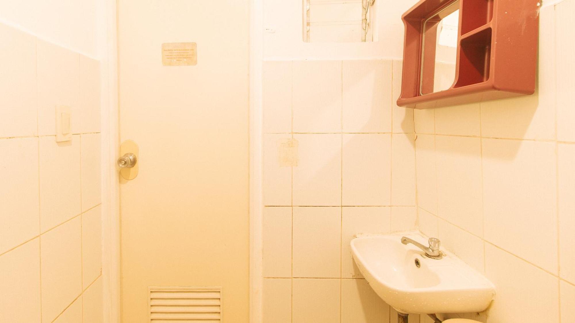 Reddoorz At City Stay Inns Marilao Lias Екстериор снимка