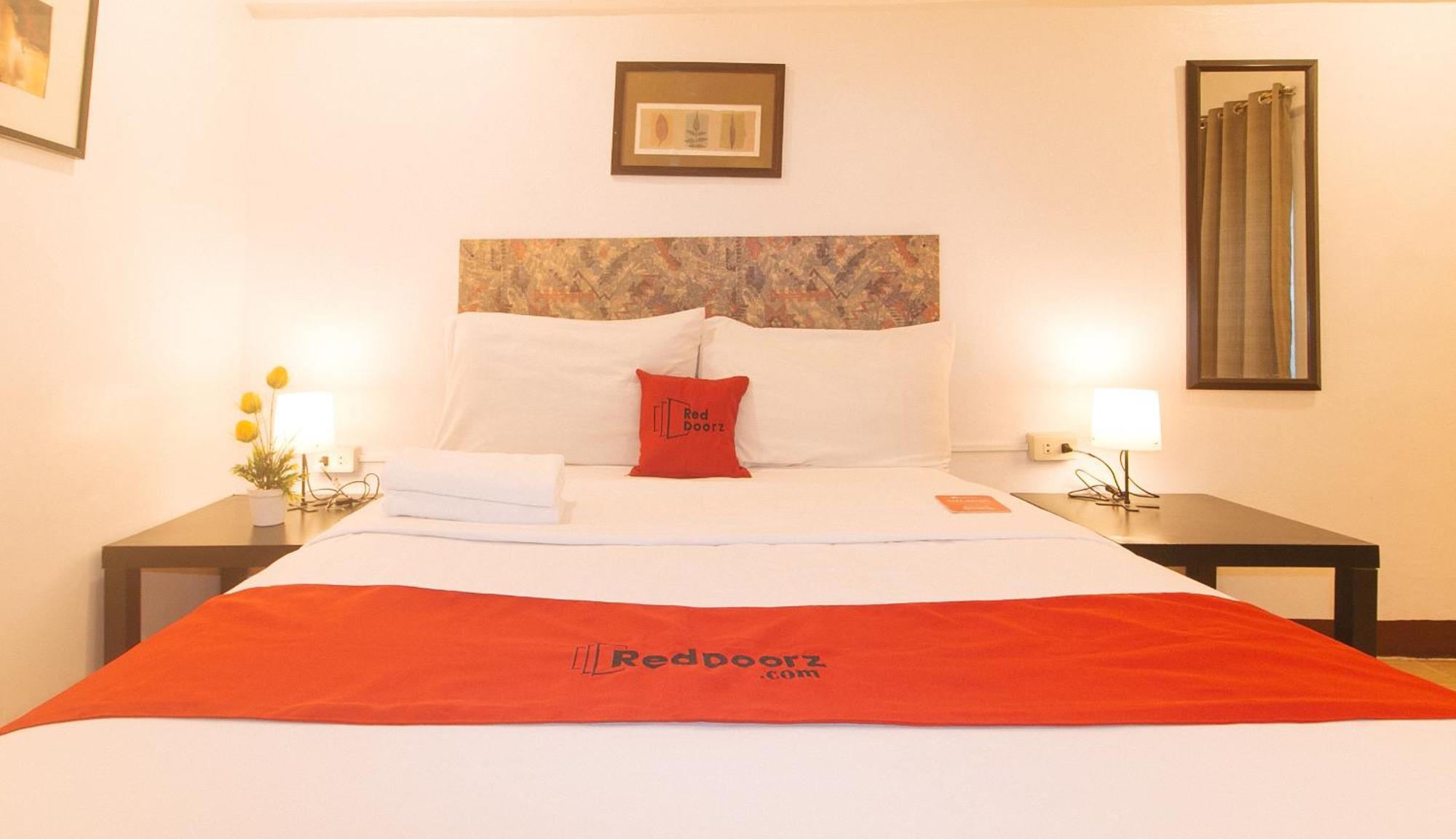 Reddoorz At City Stay Inns Marilao Lias Екстериор снимка