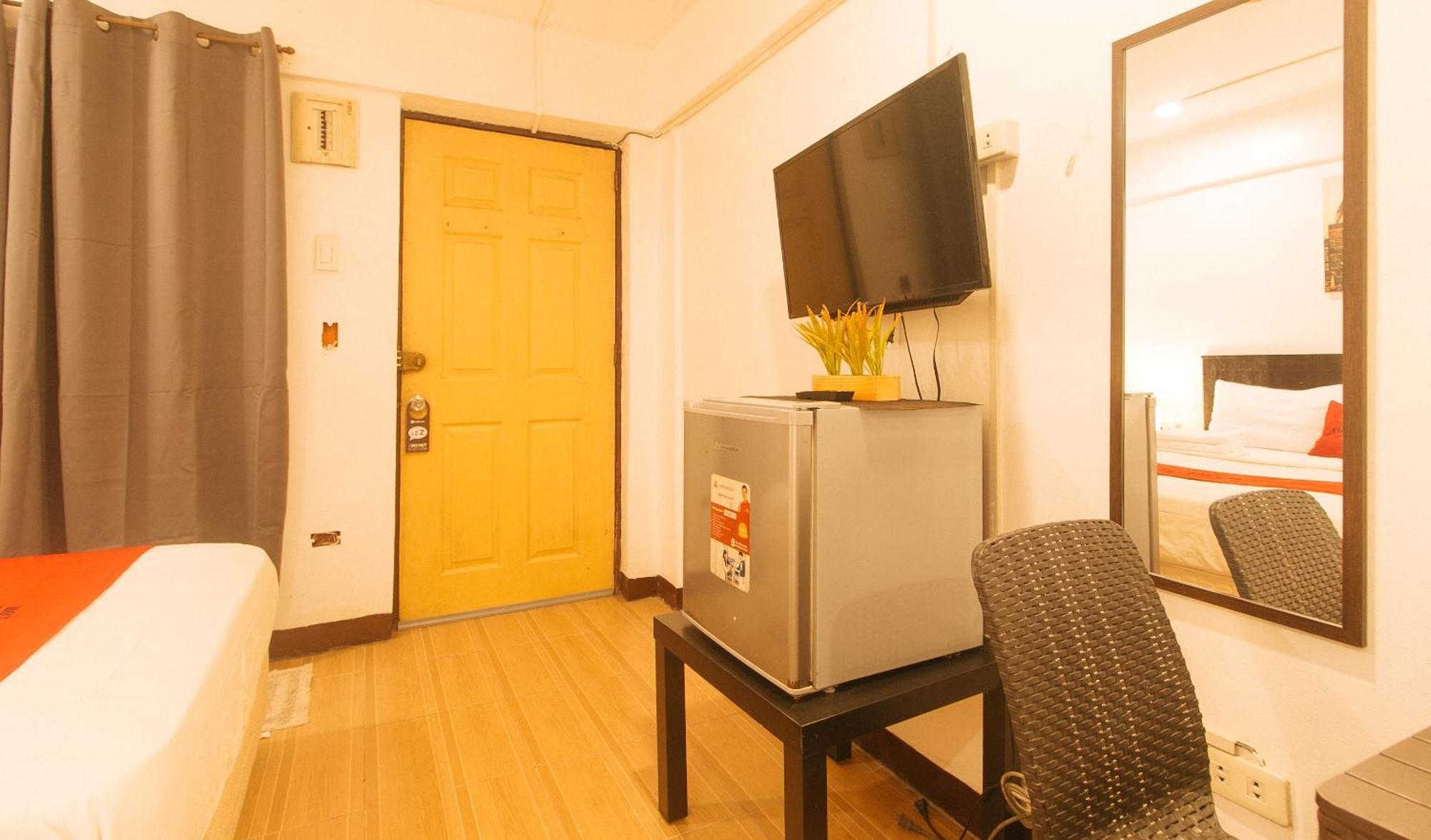 Reddoorz At City Stay Inns Marilao Lias Екстериор снимка