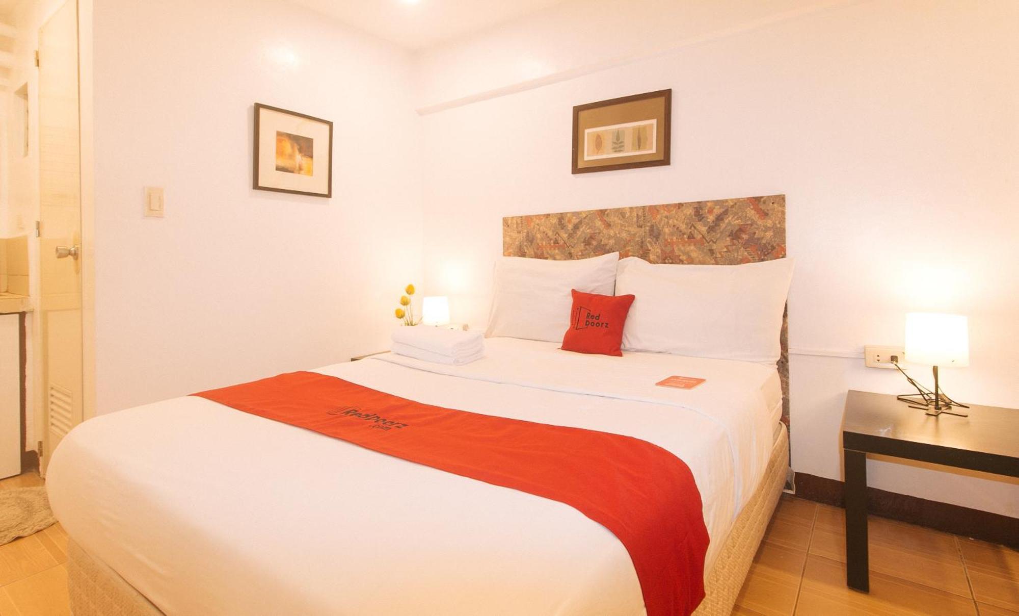 Reddoorz At City Stay Inns Marilao Lias Екстериор снимка