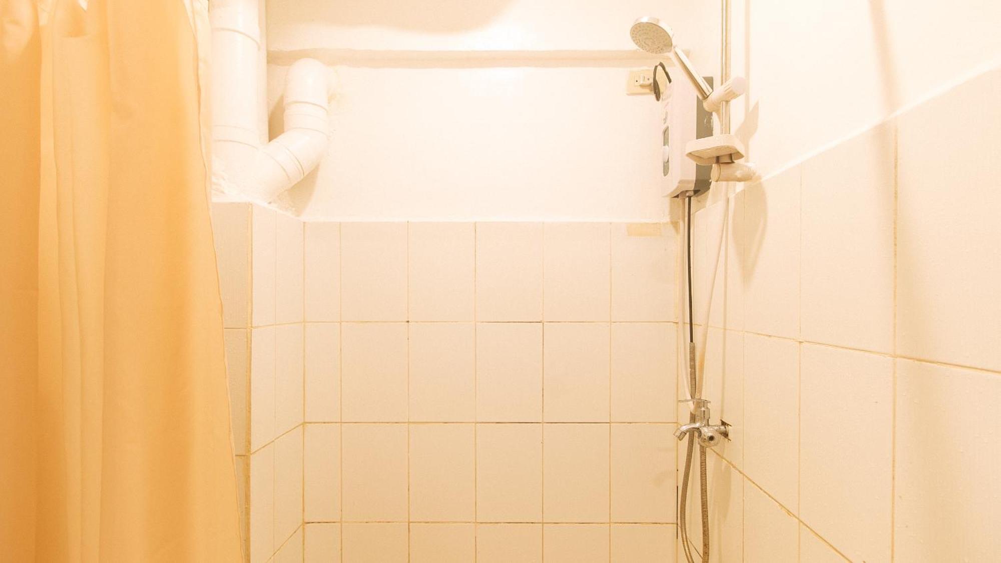 Reddoorz At City Stay Inns Marilao Lias Екстериор снимка